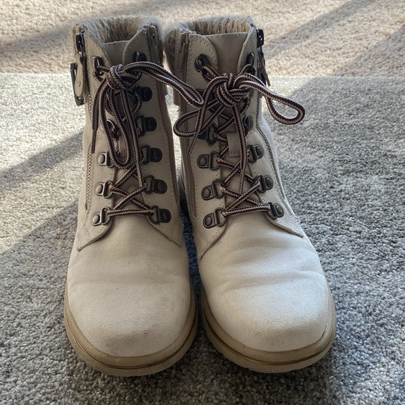 Cliffs Booties - Picture 6 of 10